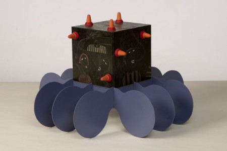 Arte objeto 60x60x45 cms.